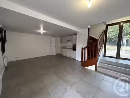appartement duplex à louer - 3 pièces - 45 07 m2 - bullion - 78 - ile-de-france