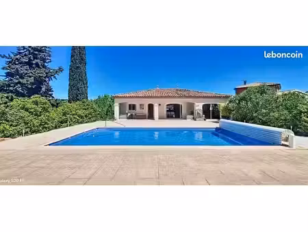 villa 4 pièces 122 m²