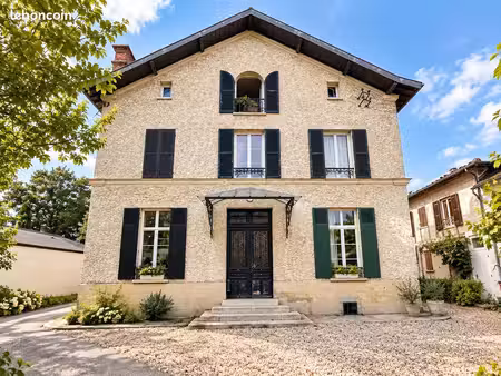 appartement 1 pièce 33 m²