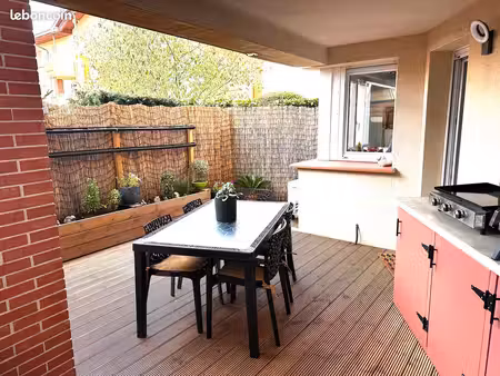 t3 refait à neuf avec grande terrasse– [toulouse/lardenne-pradettes-basso cambo]