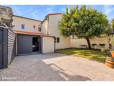 maison 5 pièces 185 m²