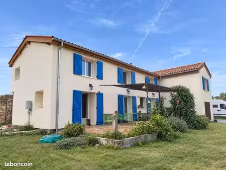 ? maison rénovée 174 m² • sans voisin • 2 200 m² de terrain • dpe c • gaillac 15 min