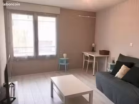 studio 25 m2 meublé avec parking - arènes