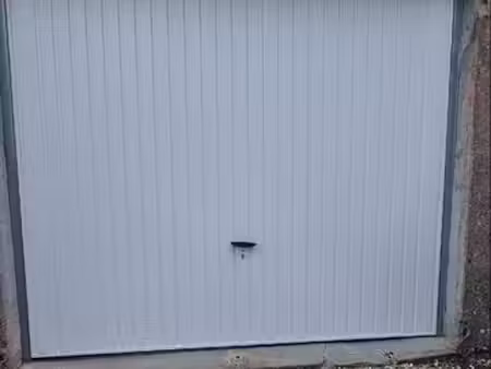 garage à louer