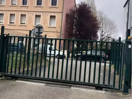 garage fermé derrière kinépolis - accès rue d’illzach