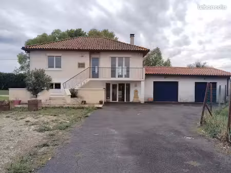 maison - 6 pièces - 140m²