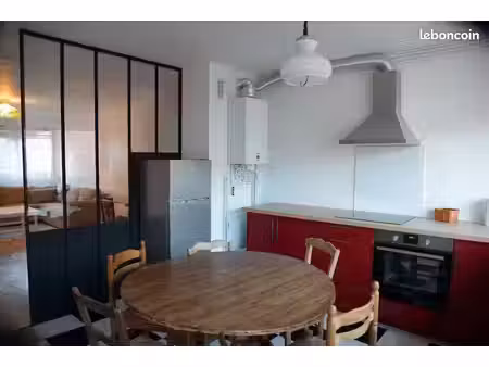 beau t3 meublé au coeur de la résidence d'ancely