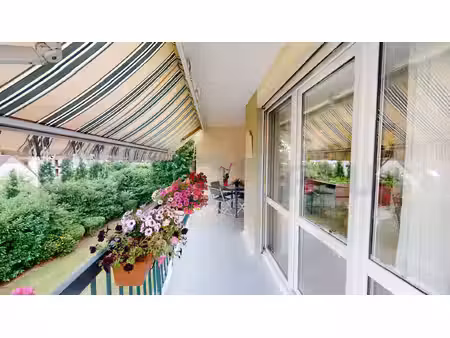 bois d'arcy 5 pièces 105 32 m² hab + 1 cave + 2 balcons + 1 parking extérieurs