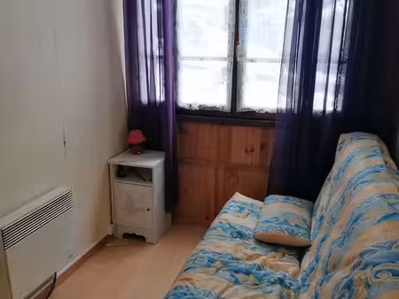 appartement entièrement meublé à peira cava
