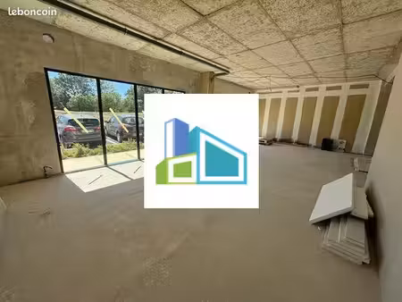 local commercial 77 m² aubagne