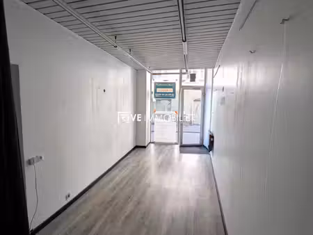 thonon- un local de 18.70m² à 480eur cc
