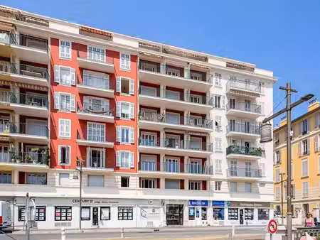location parking 13 m² à nice (06000)  250 €