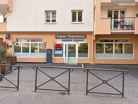 local commercial 100 m²