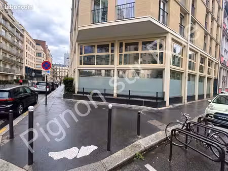 local commercial 110 m² paris