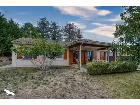 vente maison 4 pièces 90 m² à cubjac-auvézère-val d'ans (24640)  184 939 €