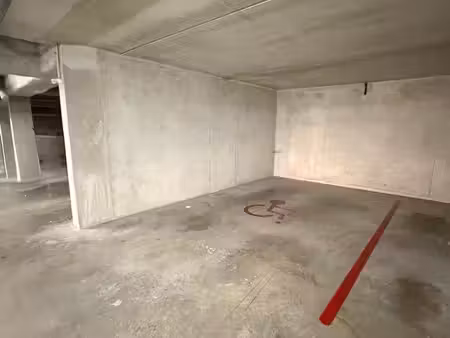 parking à louer