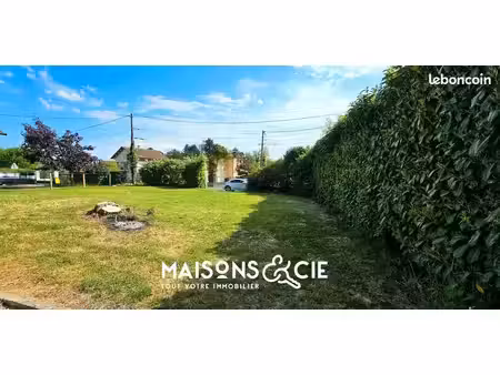 terrain 500 m² leyment