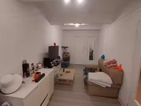 t1 atypique de 35 5 m² avec cellier indépendant