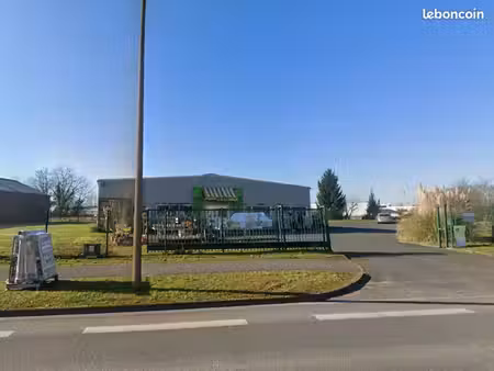 local commercial 360 m²