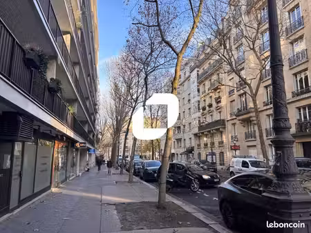 local commercial 132 m²