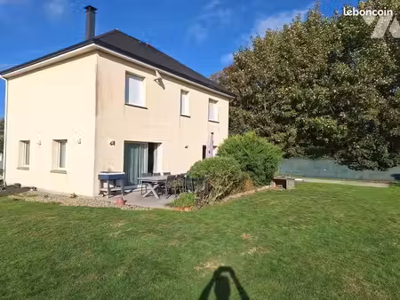 maison 6 pièces 166 m²