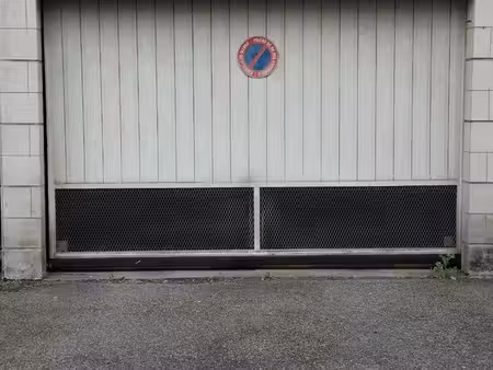 parking privé securisé