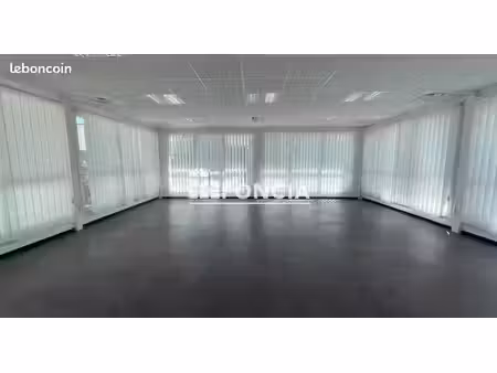 local commercial à yvetot