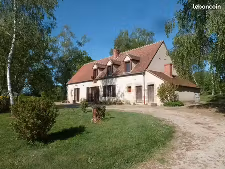 maison  hangar et prés