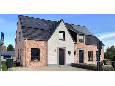 maison à louer à dentergem pour € 990 avec 3 chambres à coucher