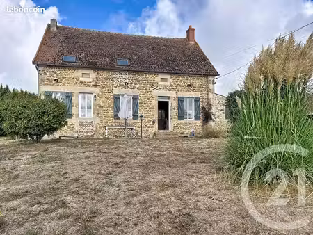 longère 4 pièces 155 m²