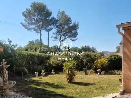 villa t6 144 m² utiles – 4 chambres – terrain 1 598 m² – garéoult