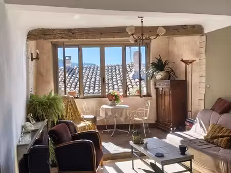 maison au centre ville de sisteron