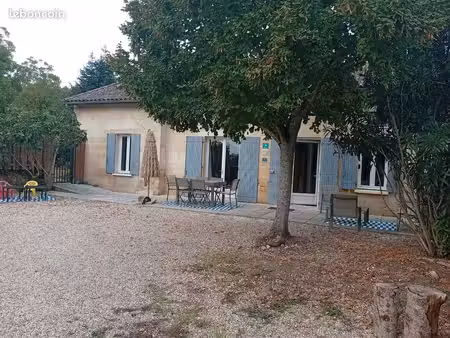 à saisir maison en pierre garage piscine