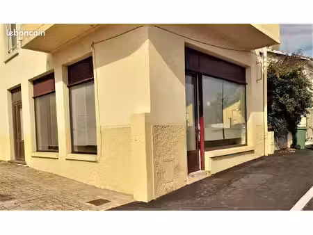 beau local commercial a louer