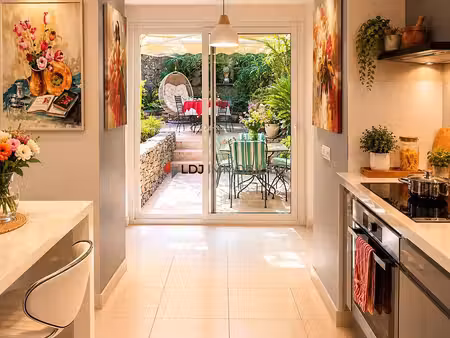 amelie centre ville appartement t3 + studio et jardin