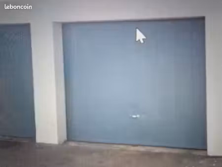 garage 23 m² annecy les romains