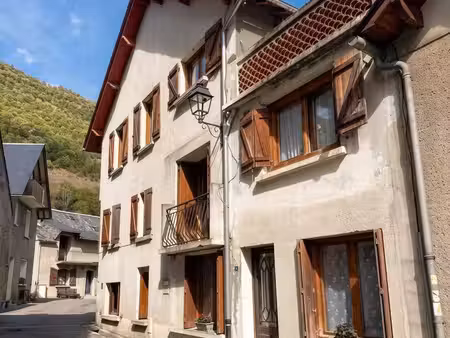 immeuble 270 m² ancizan