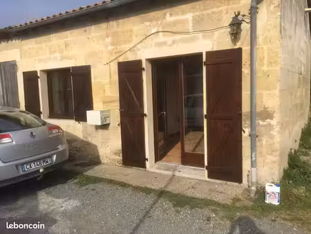 maison 47 m2 1 chambre parking jardinet