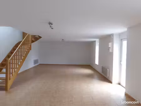 loue maison redene