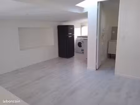 charmant t2 meublé de 42 m² (28 m² carrez) – moûtiers centre