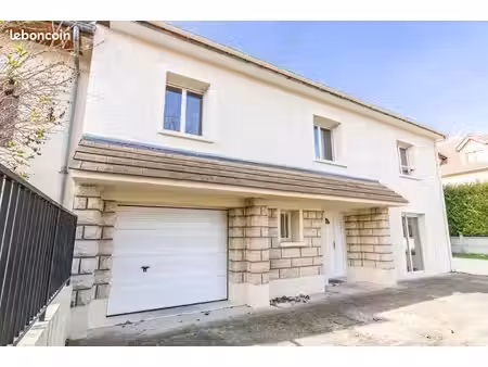 maison 5 pièces 150 m²