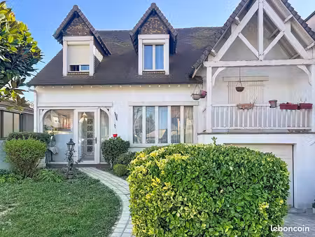 pavillon 7 pièces 150 m²