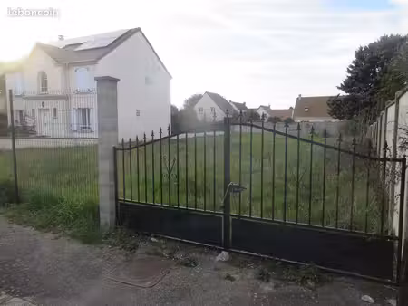 terrain constructible  500 m2 dans quartier résidentiel prisé à brunoy