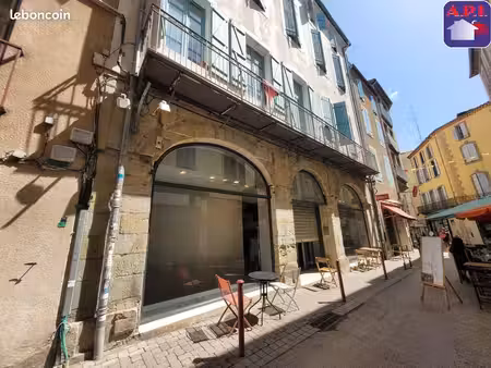 local commercial 181 m² foix