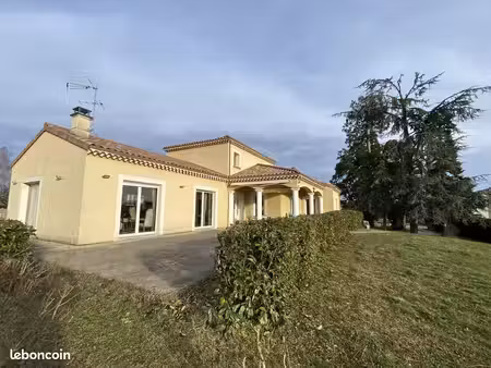 maison 6 pièces 170 m²