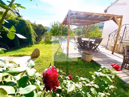 maison 5 pièces 115 m²