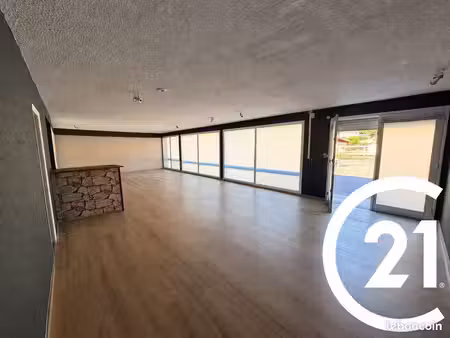 local 115 m² soyons