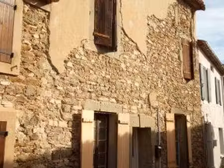 maison de village en pierres à sainte valière