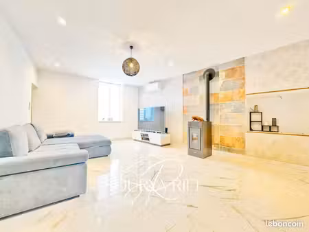 tres belle maison de 200m2