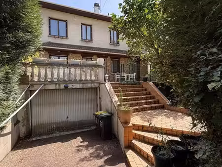 maison 4 pièces 75 m²
